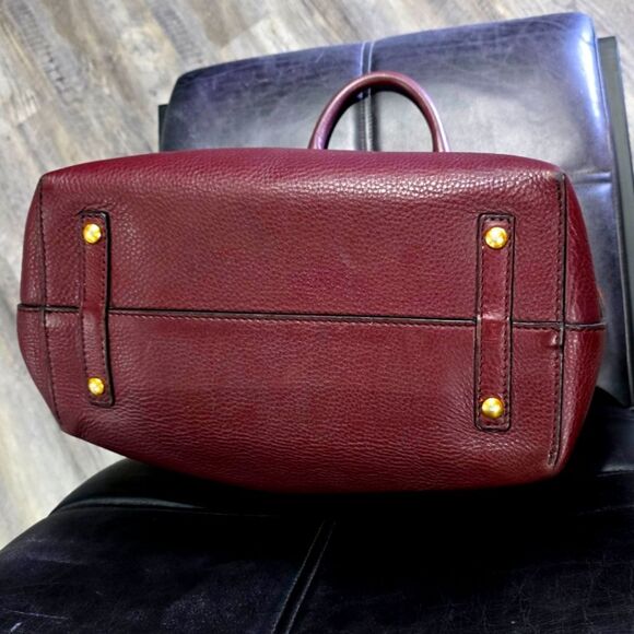 🐢 BURBERRY Medium Leather Belt Bag In Deep Claret - Picture 7 of 7